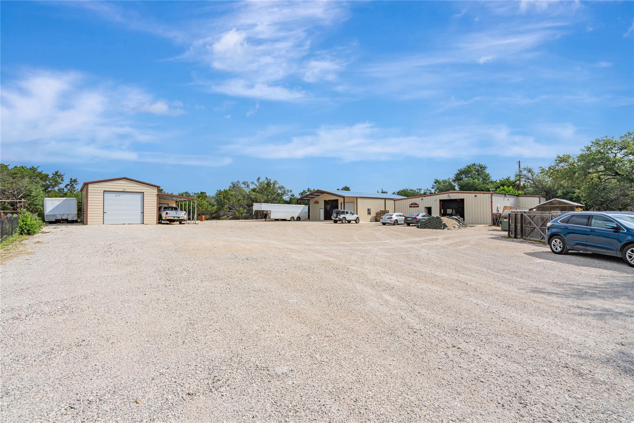 200 County Road 180