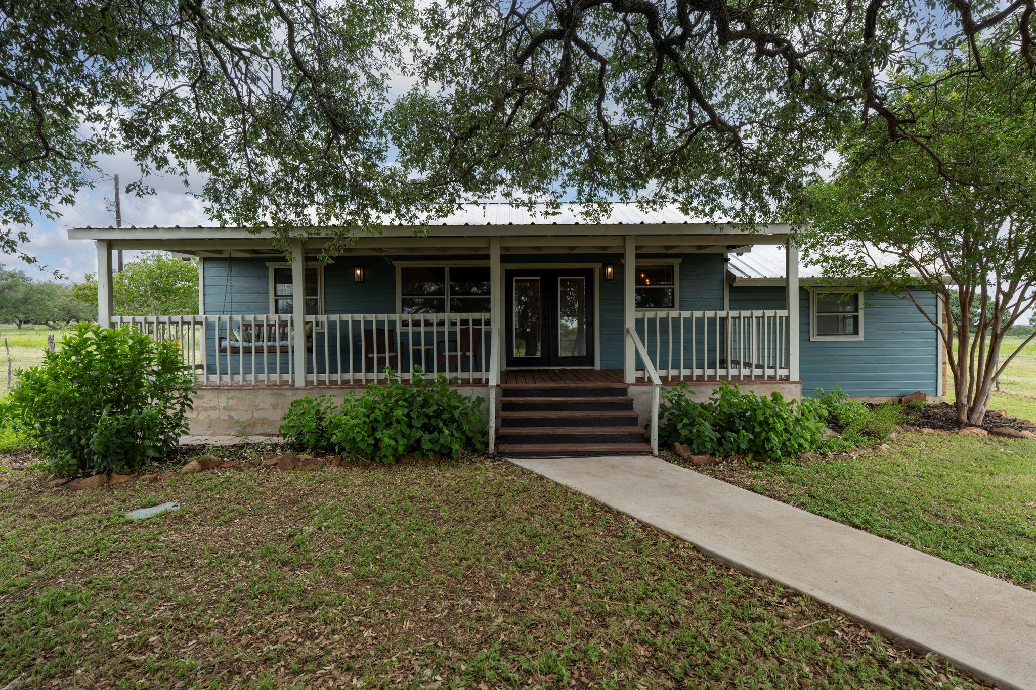 225 Ischar LN