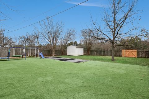 Tiny photo for 7731 Kiva DR, Austin, TX 78749 (MLS # 3042590)