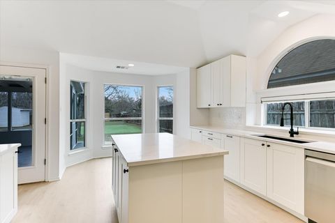 Tiny photo for 7731 Kiva DR, Austin, TX 78749 (MLS # 3042590)