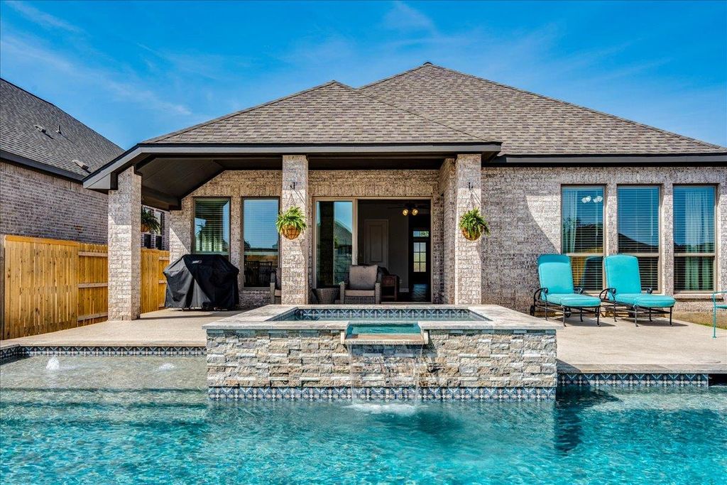 Photo of 186 Prickly Poppy LOOP, Kyle, TX 78640 (MLS # 9789773)