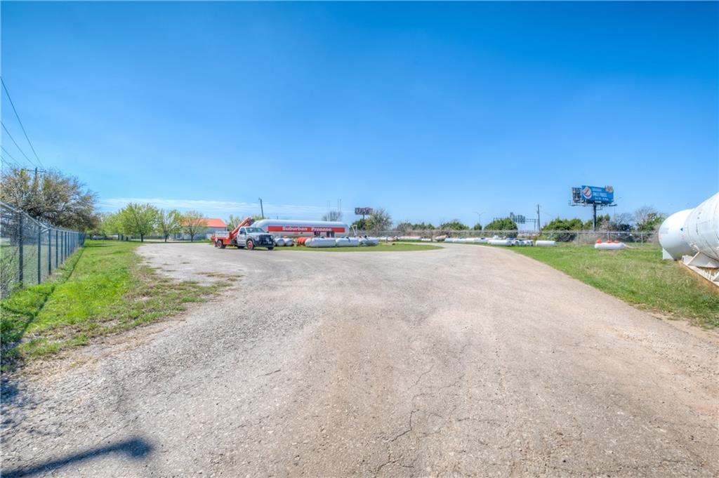 2100 Old Airport RD