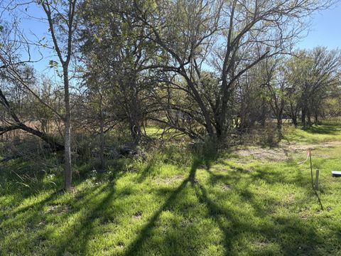 131 Waimanalo DR Bastrop TX 78602