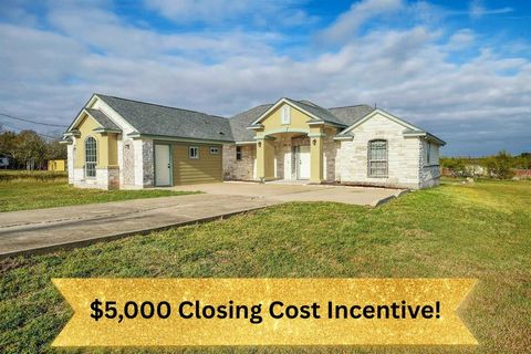 226 Maldonado TRL Del Valle TX 78617