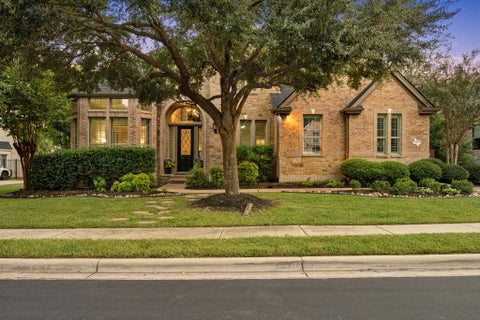 Photo of 2237 Hamlet CIR, Round Rock, TX 78664 (MLS # 4356231)