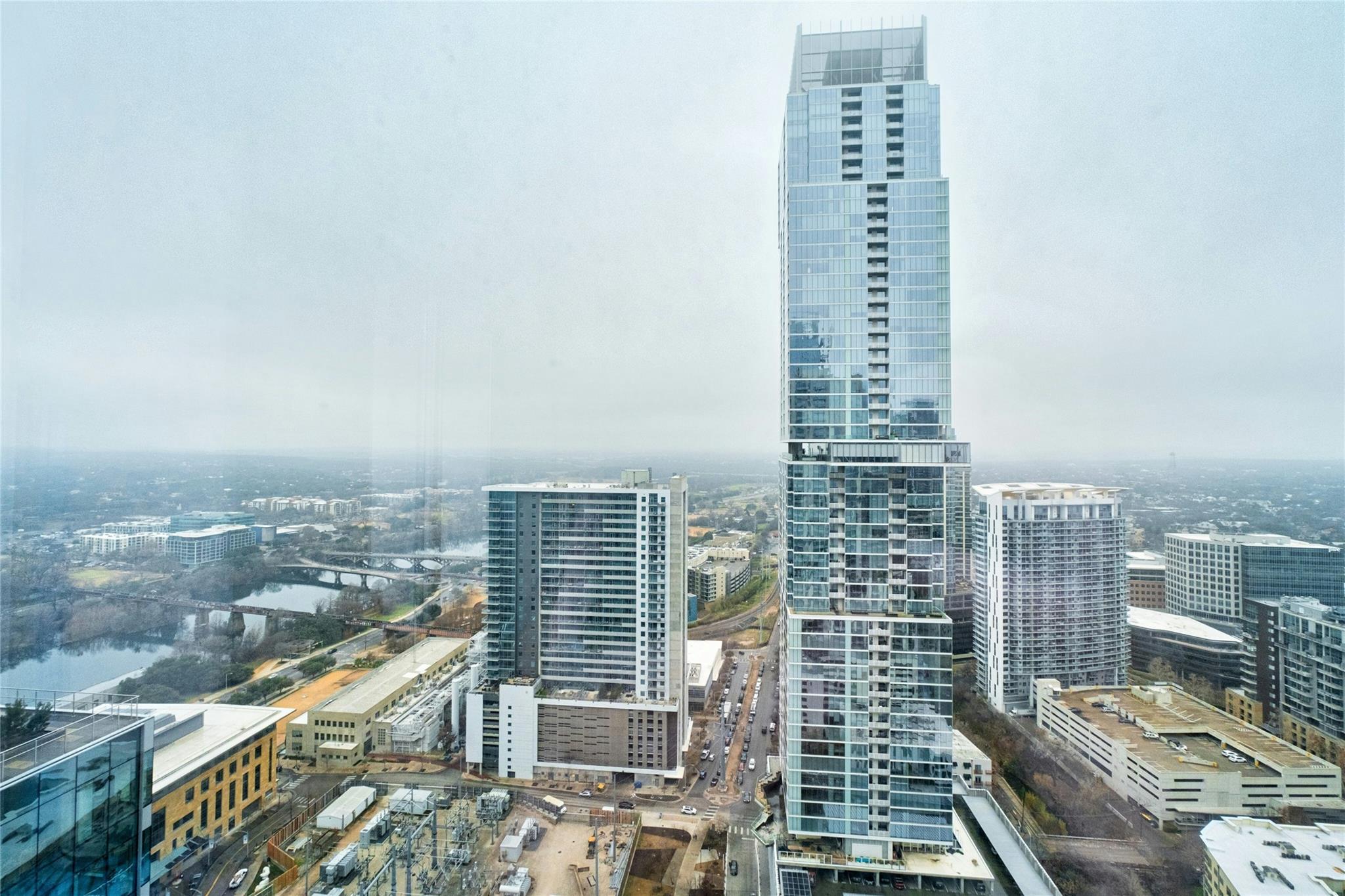 360 Nueces ST 3504