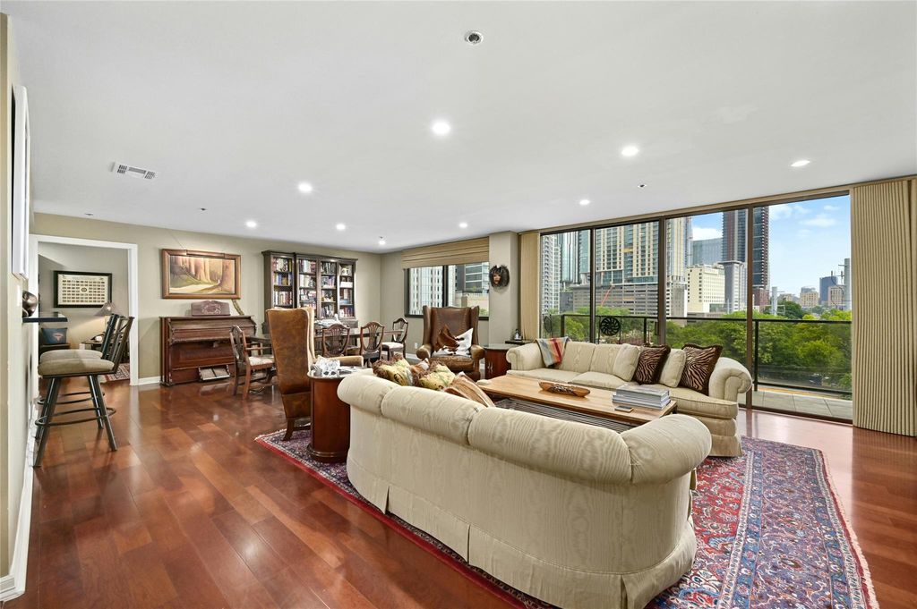 Photo of 40 N Interstate Highway 35 #8C1, Austin, TX 78701 (MLS # 8642332)