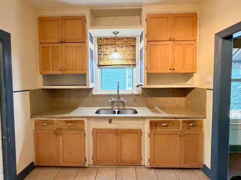 Tiny photo for 605 Texas Ave, Austin, TX 78705 (MLS # 3552855)
