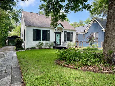 Tiny photo for 605 Texas Ave, Austin, TX 78705 (MLS # 3552855)