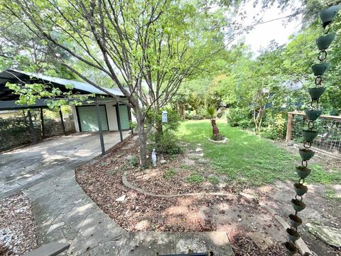 Tiny photo for 605 Texas Ave, Austin, TX 78705 (MLS # 3552855)