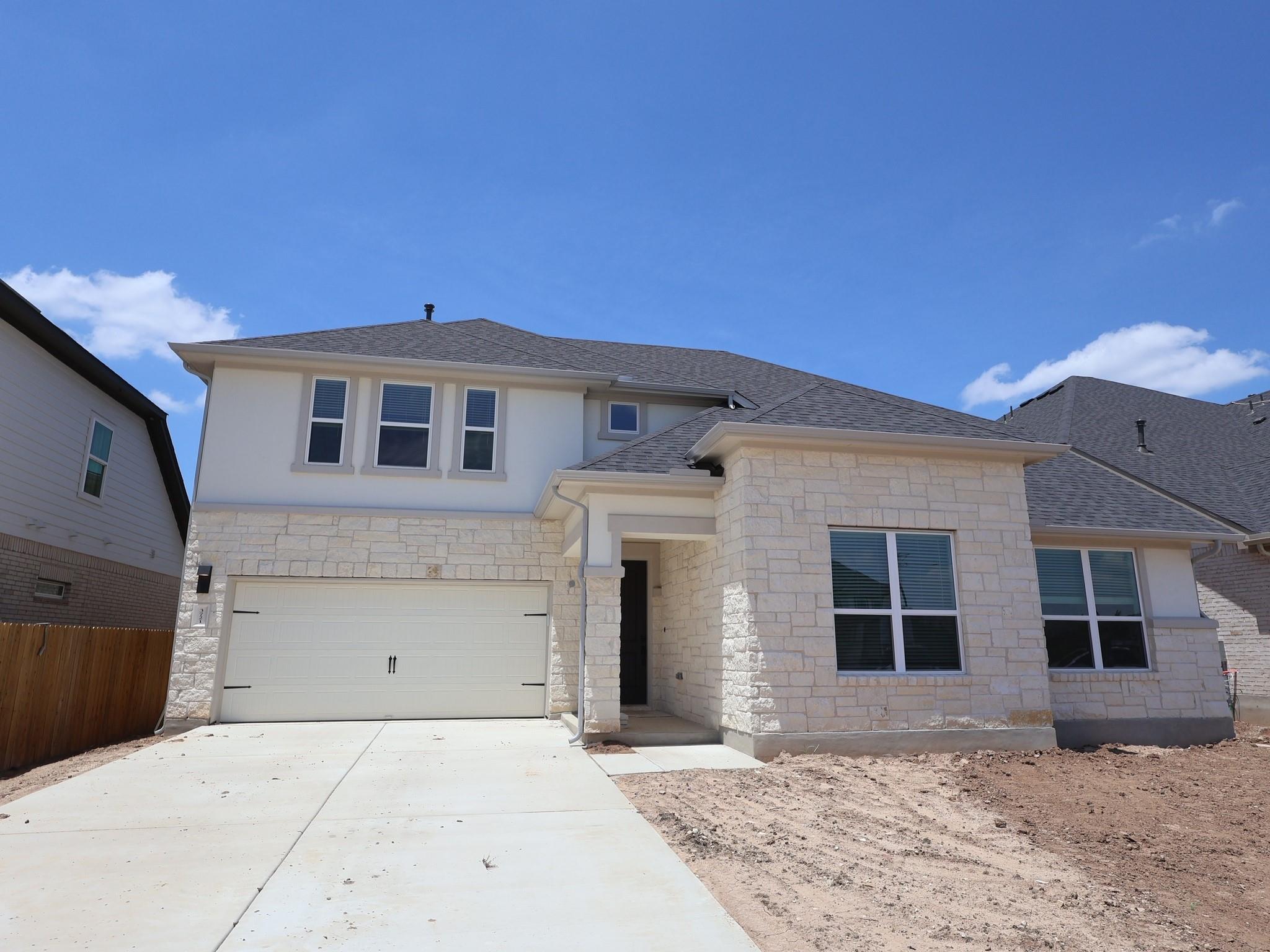 3721 Plentywood LN