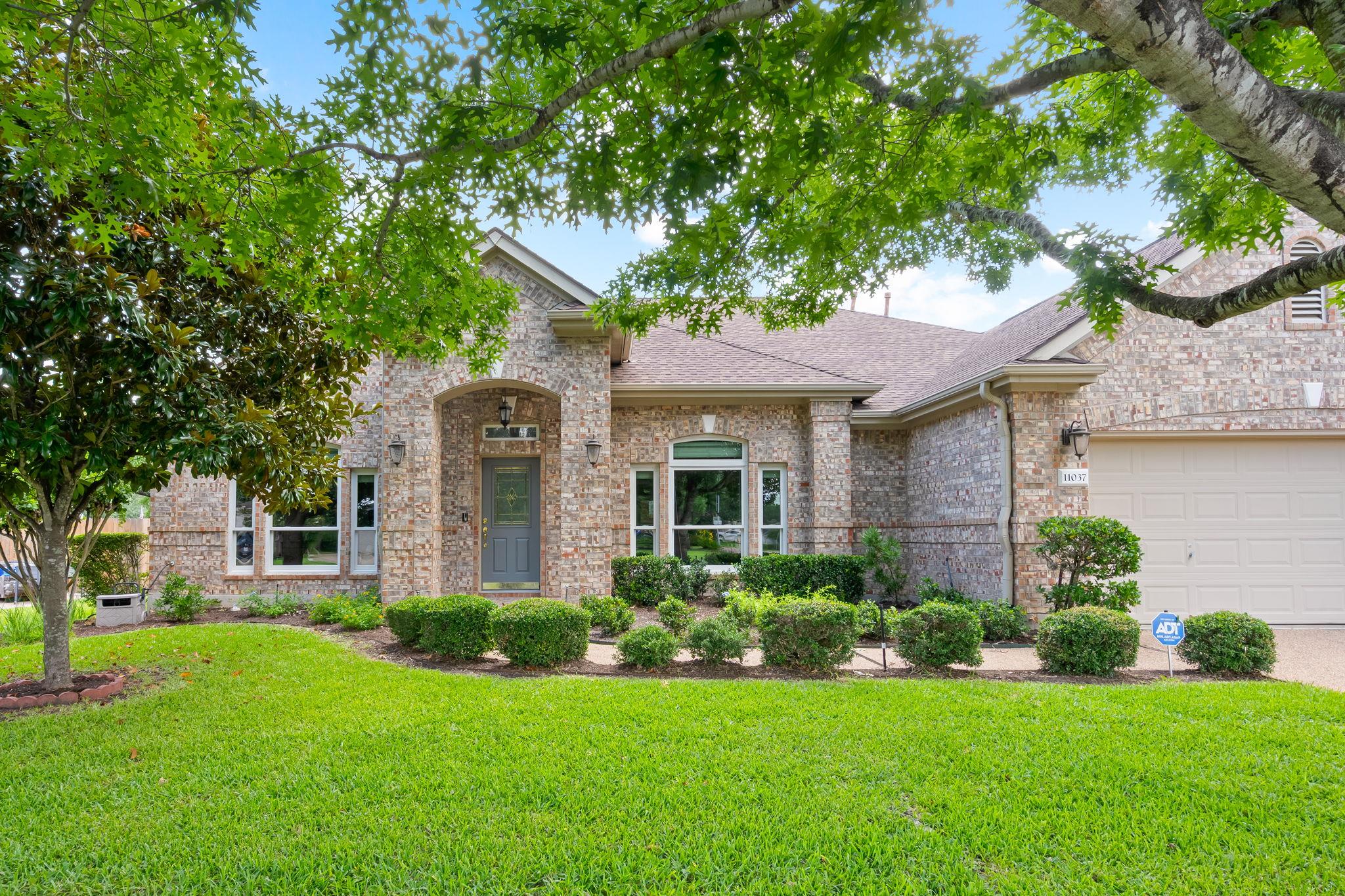 11037 River Plantation DR