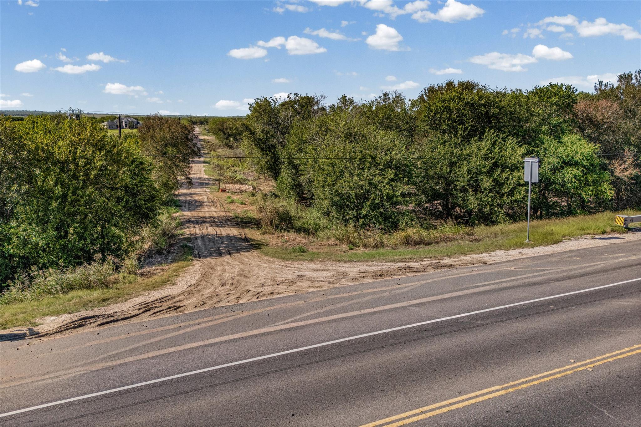 10933 Hwy 21