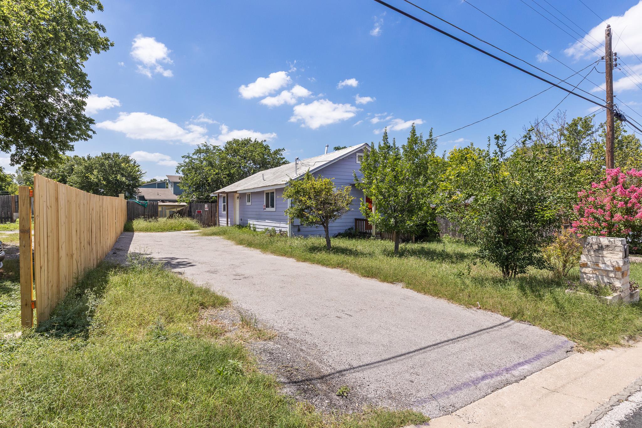 7402 Providence Ave photo 2