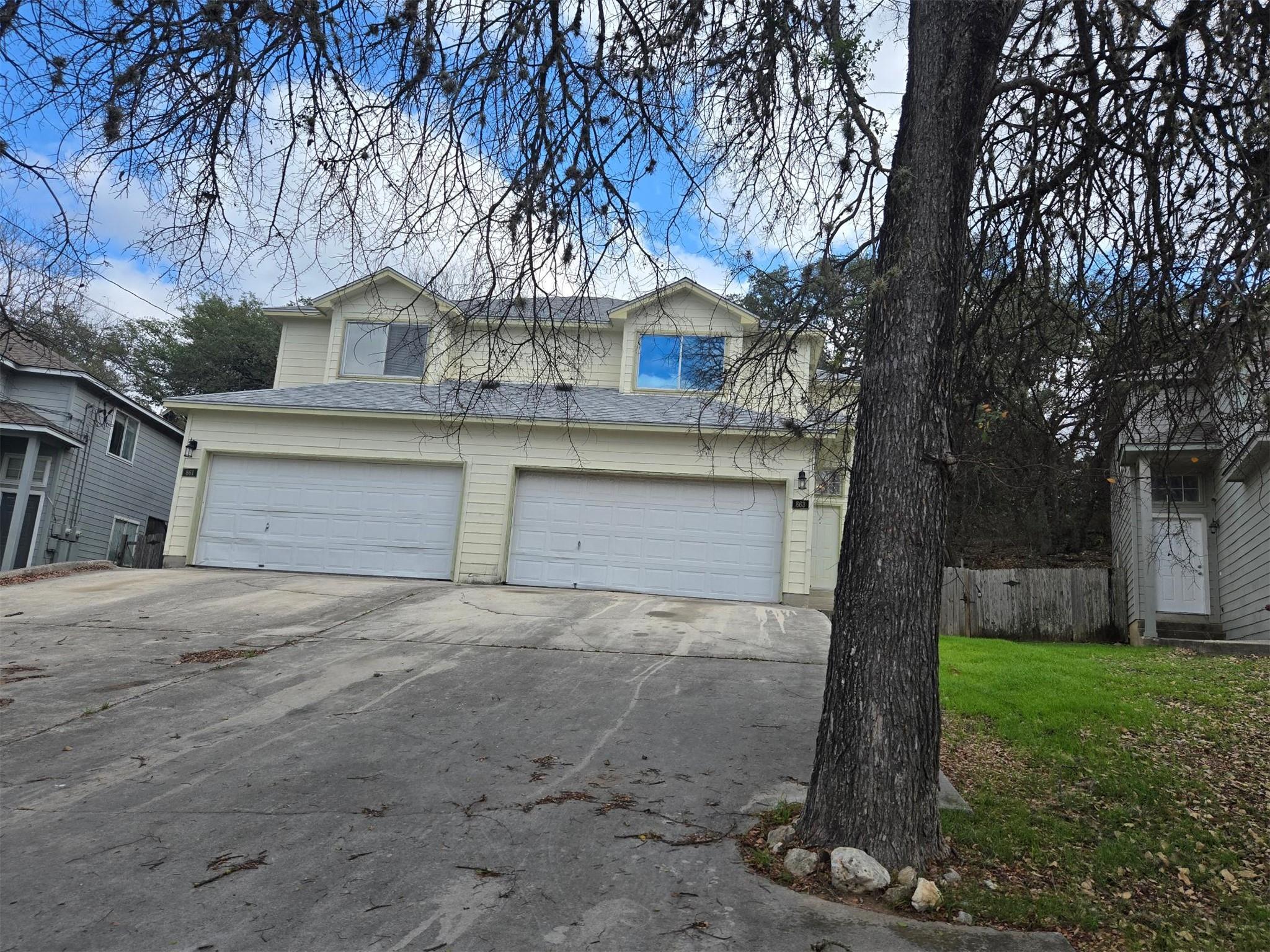 861-863 Sagewood TRL