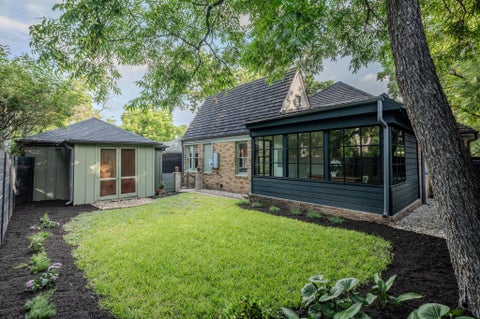 Tiny photo for 106 Laurel LN, Austin, TX 78705 (MLS # 6801877)