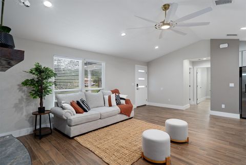 Photo of 803 Glen RD, Austin, TX 78753 (MLS # 1883884) Photo of 803 Glen RD, Austin, TX 78753 (MLS # 1883884)