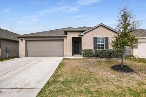 262 SICKLE LOOP Kyle TX 78640