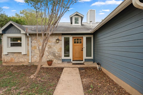 Tiny photo for 8002 Treehouse LN, Austin, TX 78749 (MLS # 6079022)
