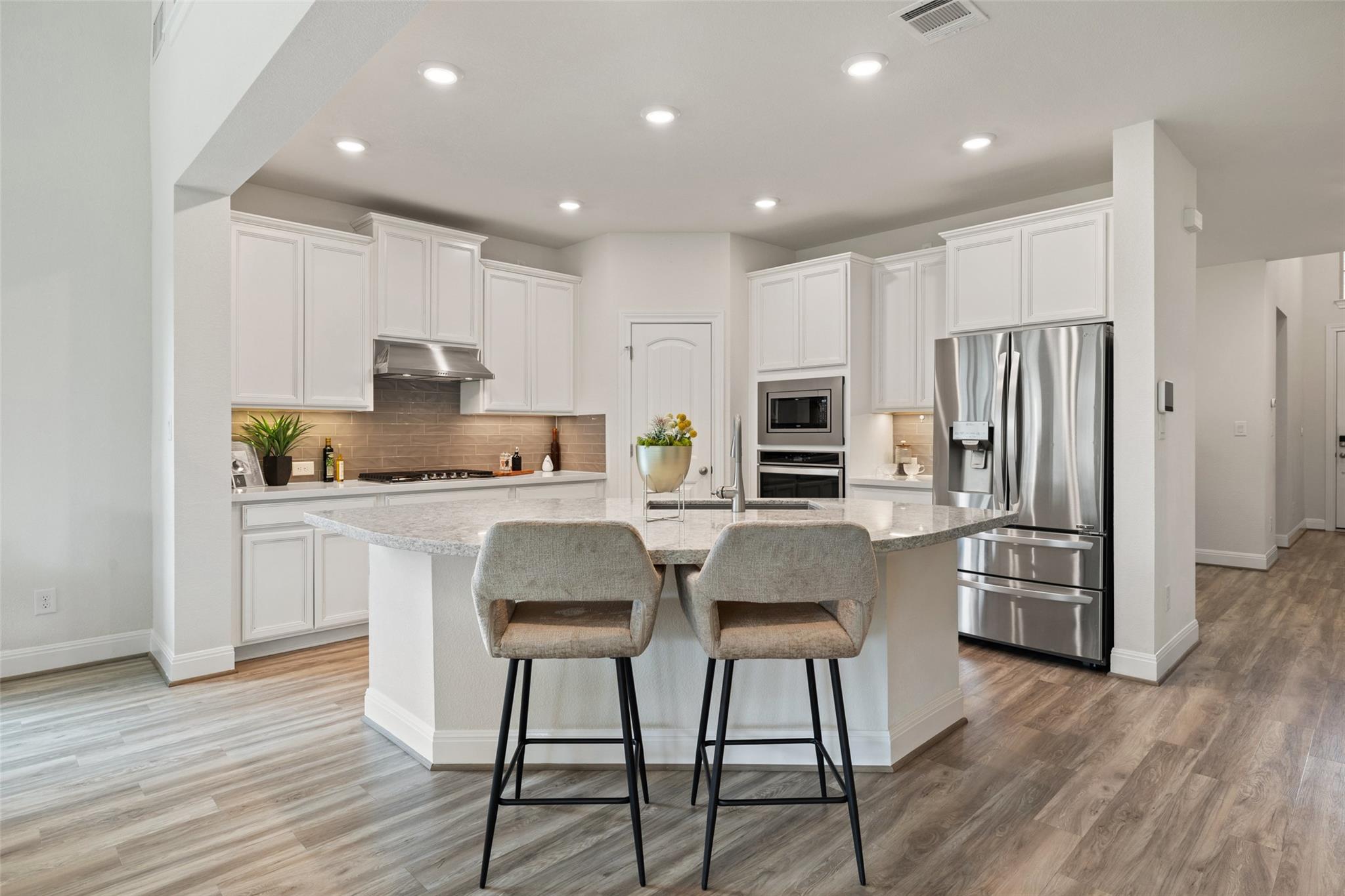 2309 Centennial LOOP
