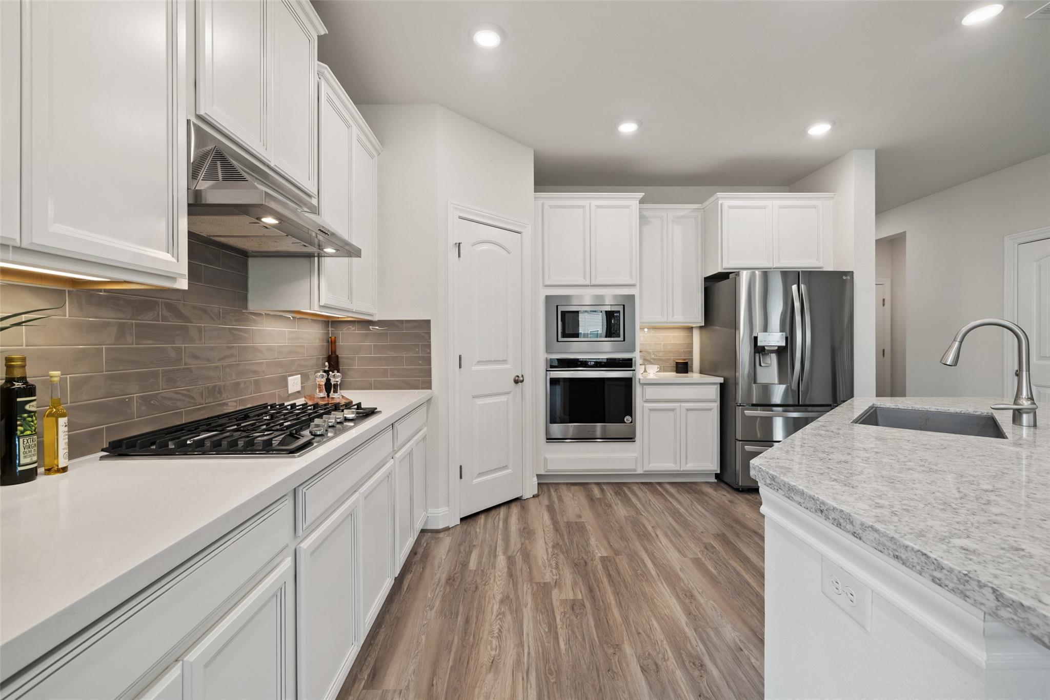 2309 Centennial LOOP