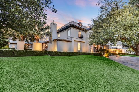 Photo of 1304 Gaston Ave, Austin, TX 78703 (MLS # 9073149)