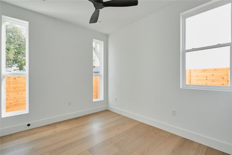 Tiny photo for 7516 Northcrest Blvd Blvd #2, Austin, TX 78752 (MLS # 1253288)