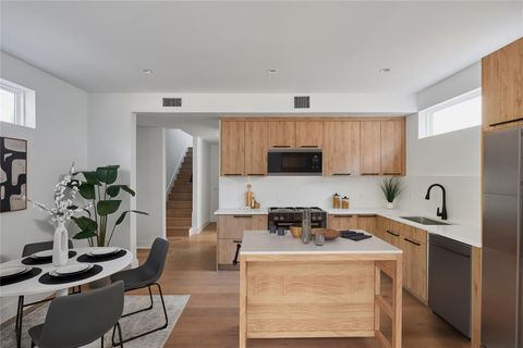 Tiny photo for 7516 Northcrest Blvd Blvd #2, Austin, TX 78752 (MLS # 1253288)