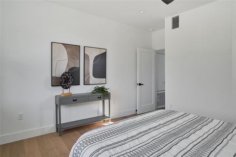 Tiny photo for 7516 Northcrest Blvd Blvd #2, Austin, TX 78752 (MLS # 1253288)