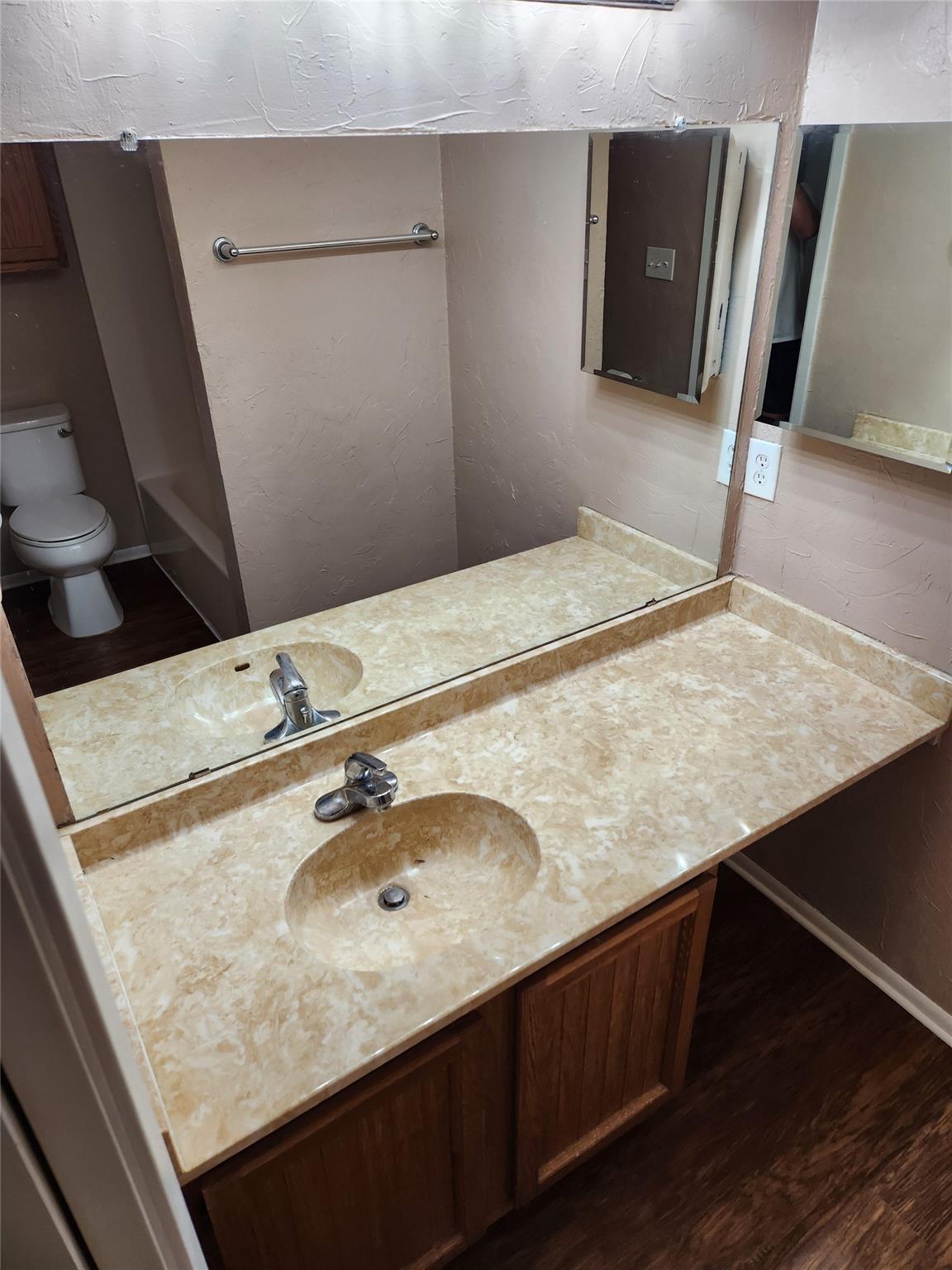 San Marcos, Texas 78666, United States, 2 Bedrooms Bedrooms, ,2 BathroomsBathrooms,Residential,Active,22302