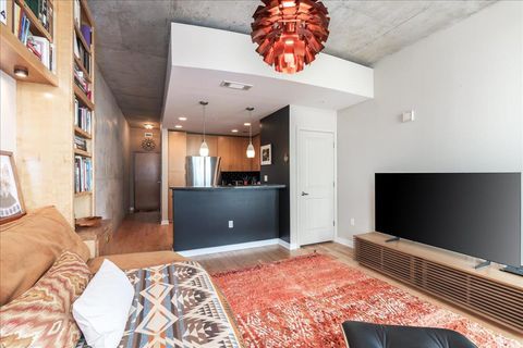 Tiny photo for 360 Nueces ST #1408, Austin, TX 78701 (MLS # 3322421)