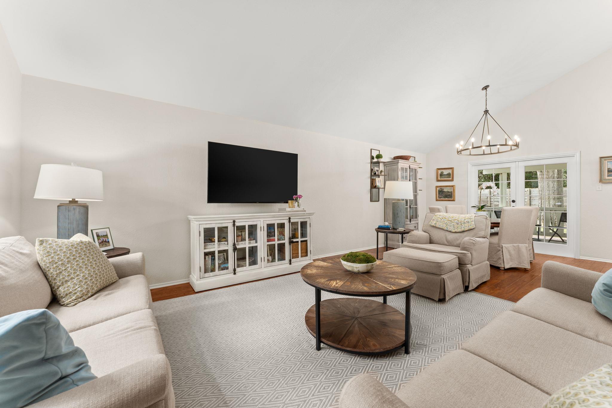 4804 Trail Crest CIR