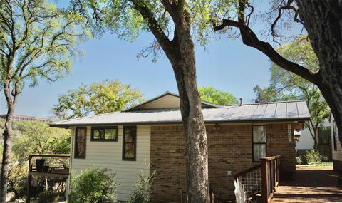 1701 Cresthaven DR Austin TX 78704