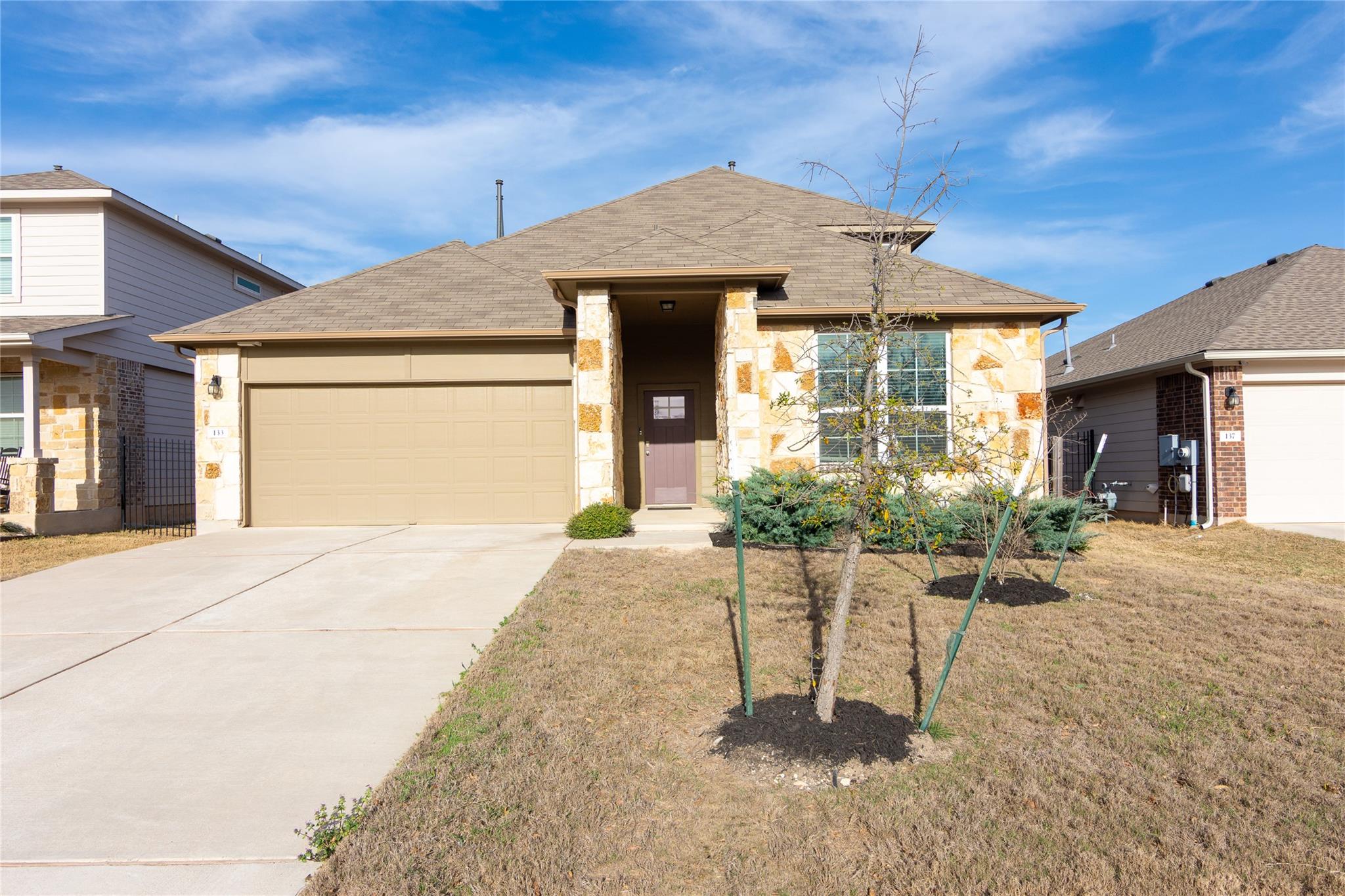 133 Empress Tree DR