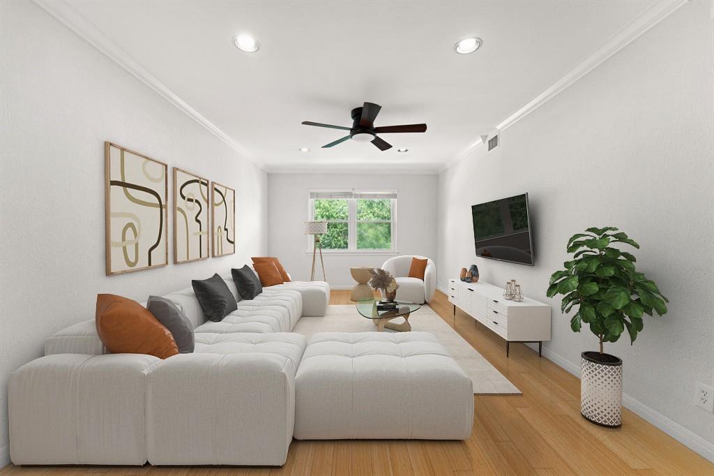 900 S Lamar BLVD 304