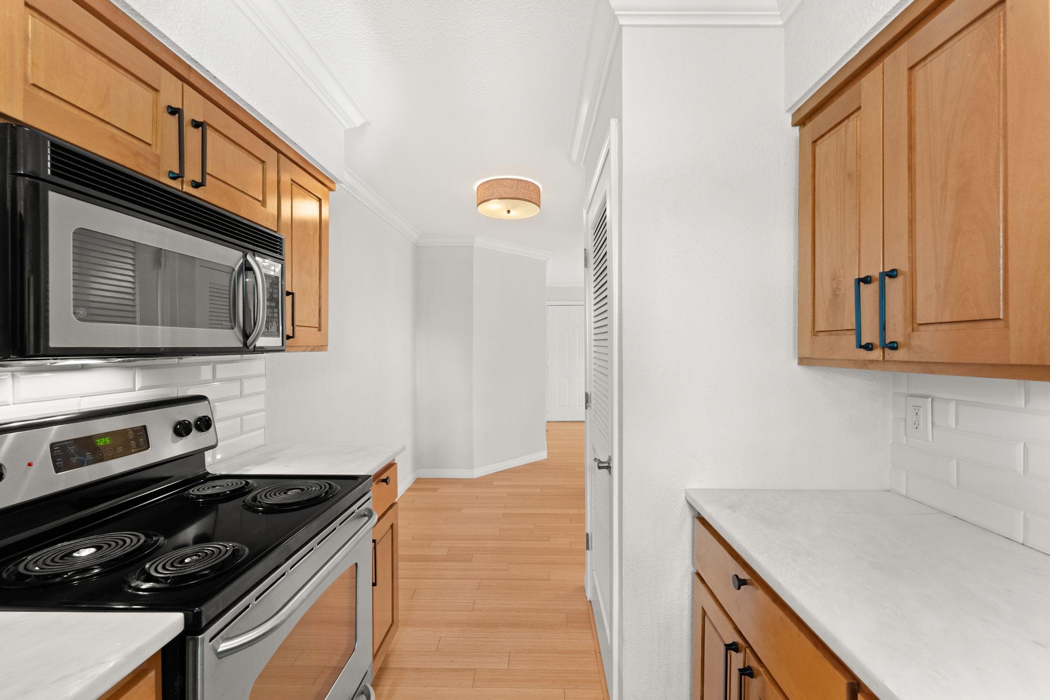 900 S Lamar BLVD 304