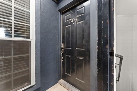 Tiny photo for 900 S Lamar BLVD #304, Austin, TX 78704 (MLS # 6742079)