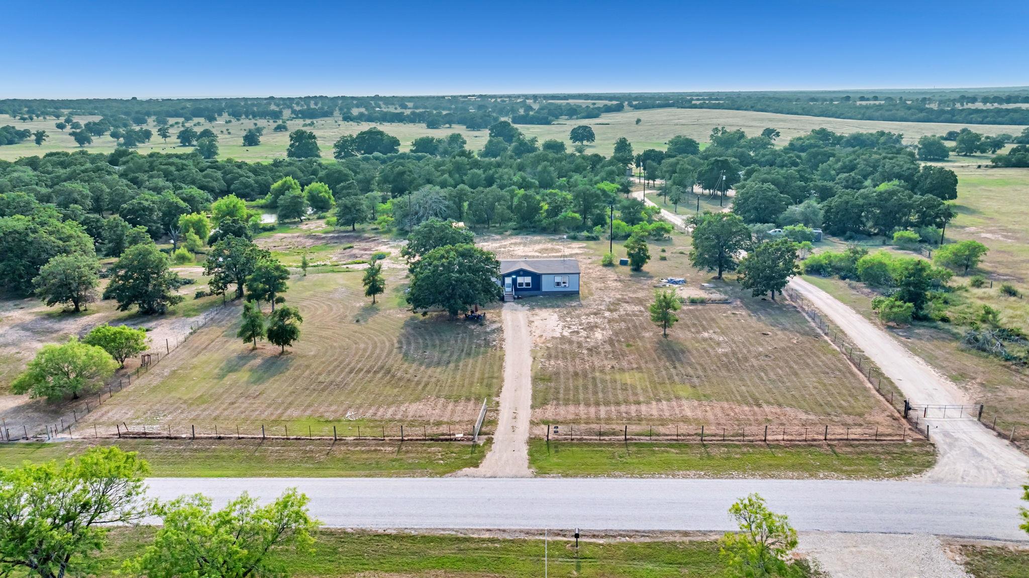 400 Woody Hollow RD