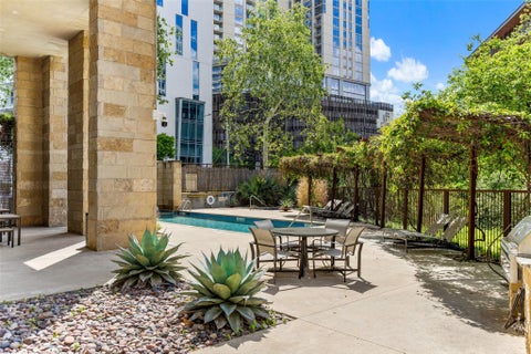Tiny photo for 800 W 5th ST #1004, Austin, TX 78703 (MLS # 5979881)
