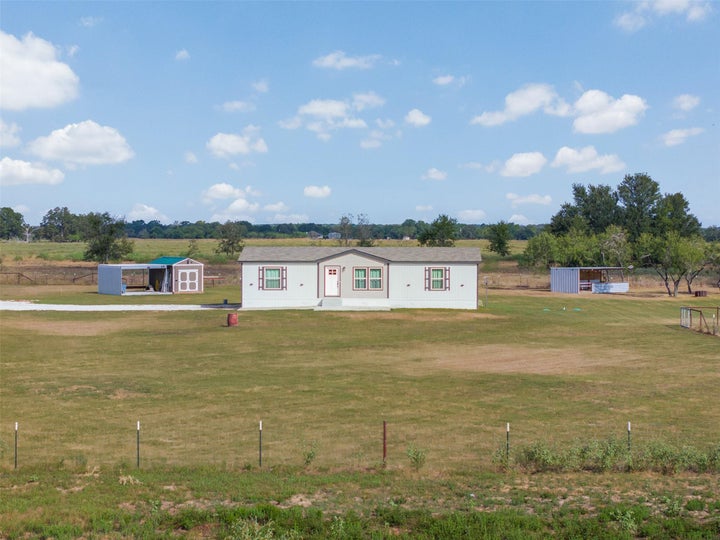 Photo 1 of 39 — 5238 County Road 353, Gause, TX 77857