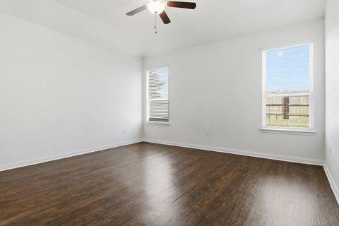 Tiny photo for 5908 Gerard DR, Austin, TX 78744 (MLS # 4325765)
