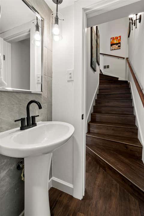 Tiny photo for 835 E Oltorf ST, Austin, TX 78704 (MLS # 7060962)