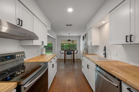 Tiny photo for 10207 Ray Ave, Austin, TX 78758 (MLS # 5526981)
