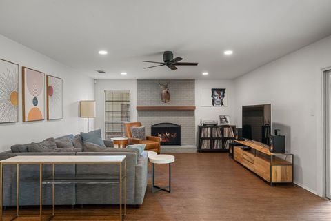 Tiny photo for 10207 Ray Ave, Austin, TX 78758 (MLS # 5526981)