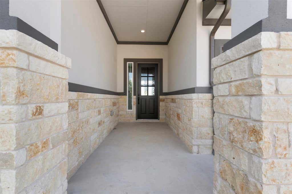 Photo of 209 West Faulkner ST, Liberty Hill, TX 78642 (MLS # 5062863)