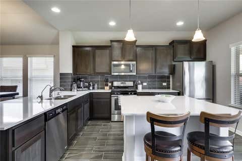 Photo of 8005 Mozart ST, Round Rock, TX 78665 (MLS # 6827591)