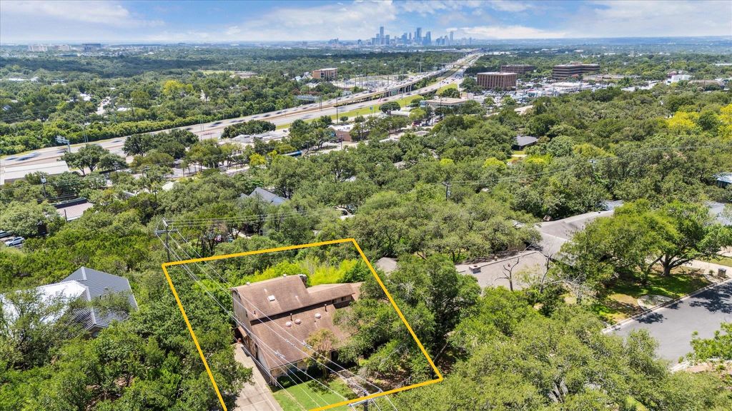 Photo for 5903 Overlook DR, Austin, TX 78731 (MLS # 6780264)
