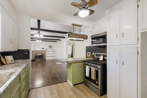 Tiny photo for 18221 Ledge ST, Jonestown, TX 78645 (MLS # 1912116)
