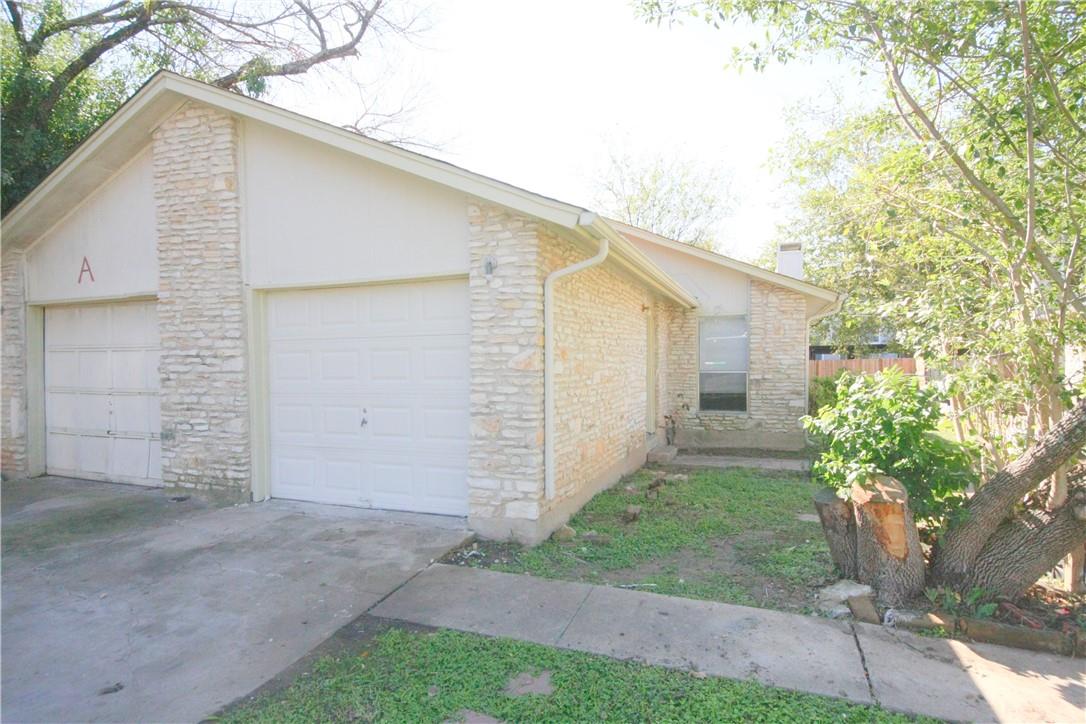 Photo 1 of 18 — 1013 Fieldwood DR B, Austin, TX 78758