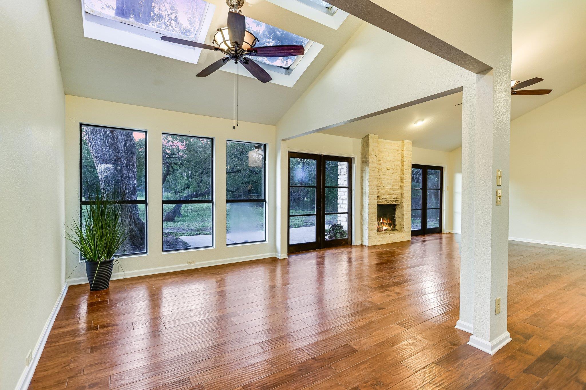 Austin, Texas 78734, United States, 3 Bedrooms Bedrooms, ,2 BathroomsBathrooms,Residential,Active,179486